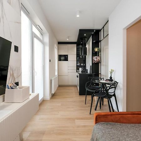 City Mood Apartamenty Lodz Fabryczna 450M Wszystko Nowe Exterior foto